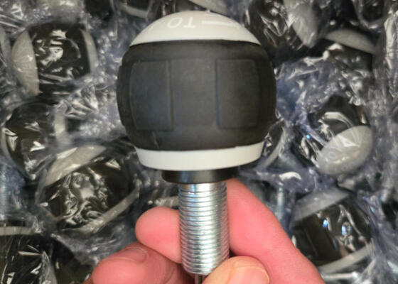 Commerialはウェイト ベンチPin 0.01mmの許容ナイロン鋼鉄体育館の重量機械Pinを