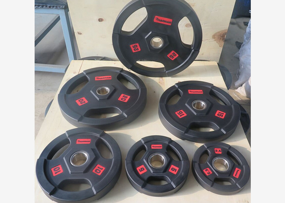 黒いPUのゴム製バーベルの重量の版/重量挙げは2.5を- 25kgsめっきします